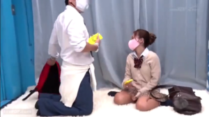 女子○生、チ○ポの味で彼氏を当てる