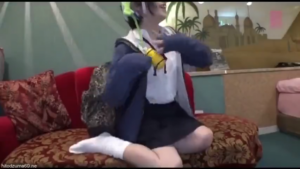 池袋のビッチJK、制服で乱交。