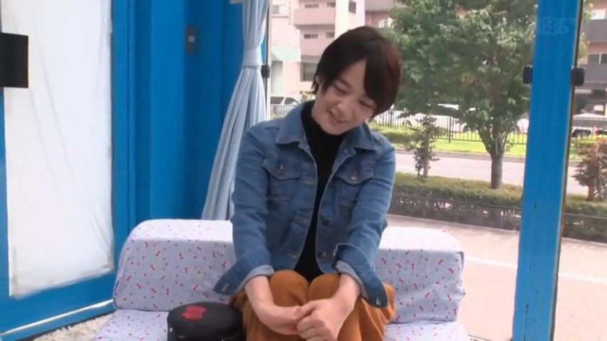 美少女の絶頂、エビ反り快楽