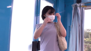 くすぐり耐久でデニム美女が悶絶！絶頂の果てに…